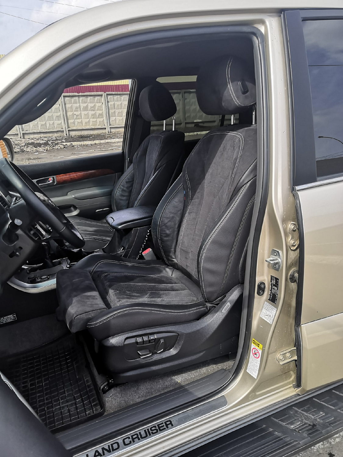 Салазки для установки сидений BMW F Серия в Toyota Land Cruiser Prado 120
