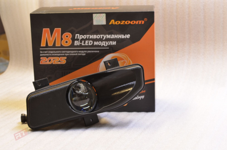 Простой пластик с линзой
